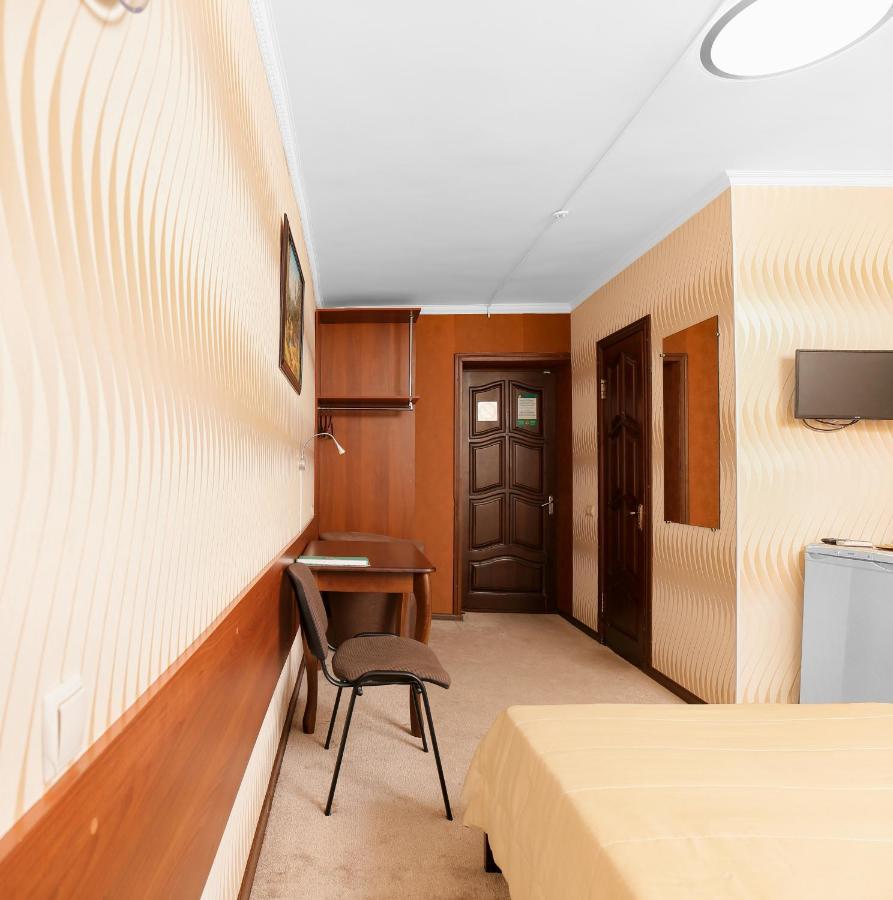 Green City Hotel 尼古拉耶夫 外观 照片